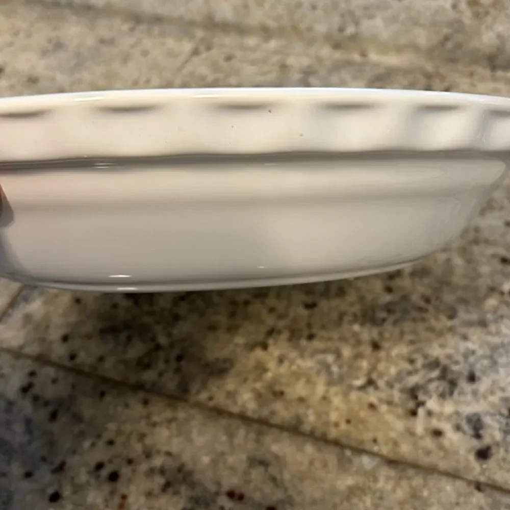 Chantal White Stoneware Deep Dish Pie Dish Pie Plate